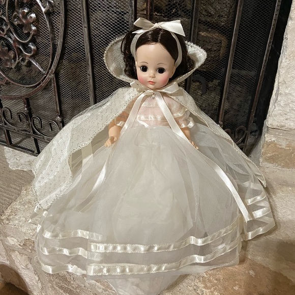 Vintage SNOW WHITE Madame Alexander 1555. Original box. About 13” - Picture 10 of 10